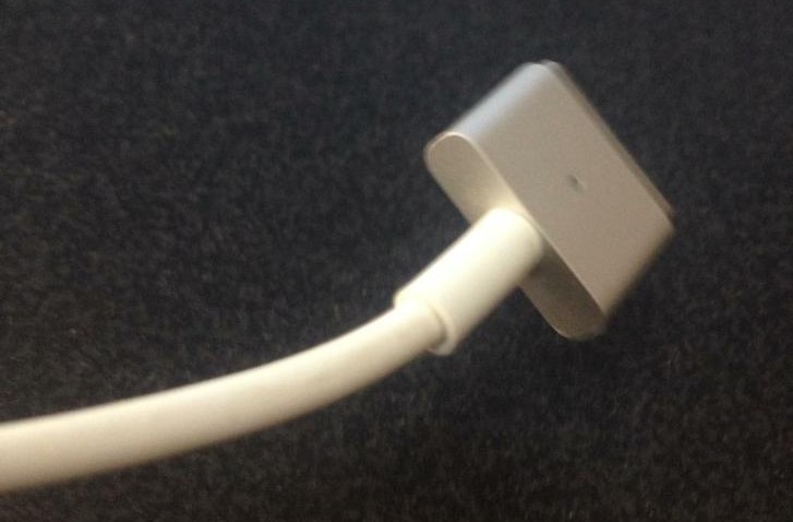 メルカリ商品撮影充電ケーブル