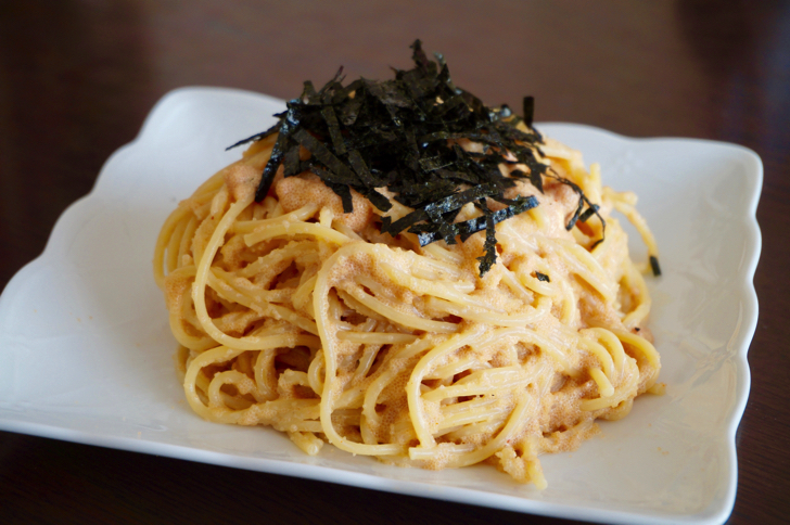 コストコのパスタ（明太子パスタの盛り付け）