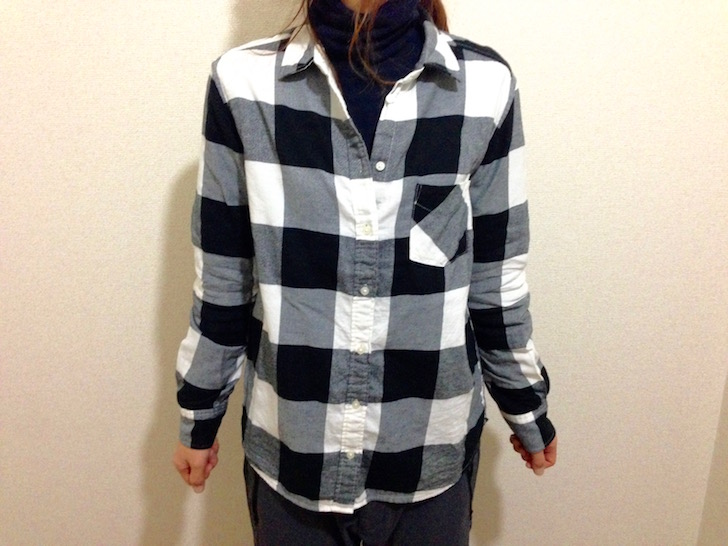 ユニクロのフランネルシャツ（レディース）