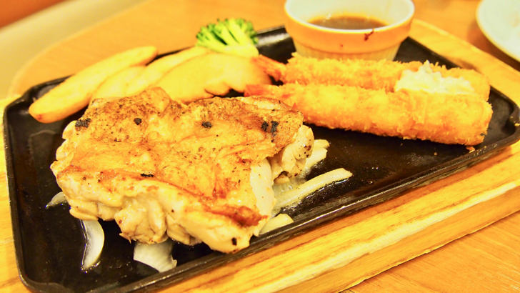 ココスのチキンステーキ