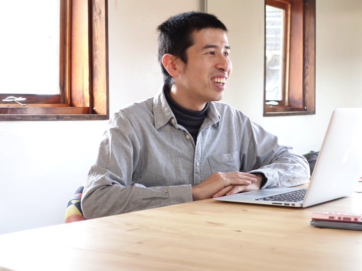 佐々木正志さんの話を聞く松本