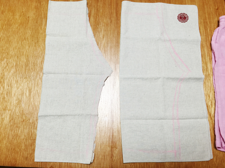 型紙なし まち針なし 仮縫いなし の部屋着とワンピースの簡単な作り方 ノマド的節約術