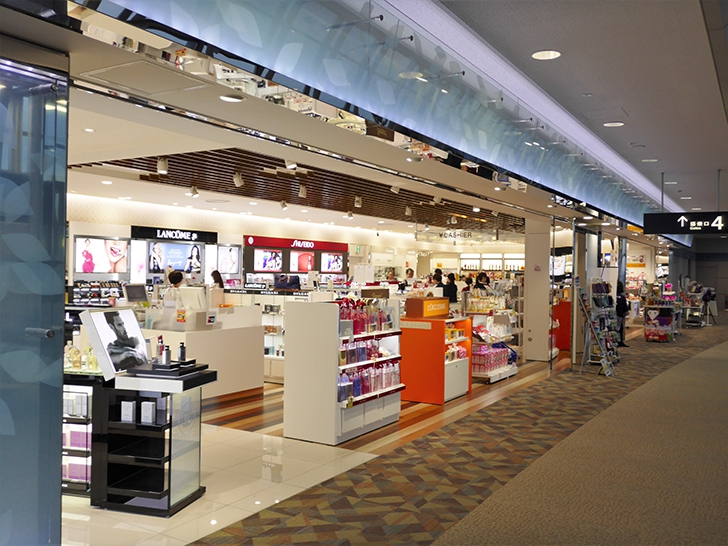 仙台国際空港の出発待合エリア