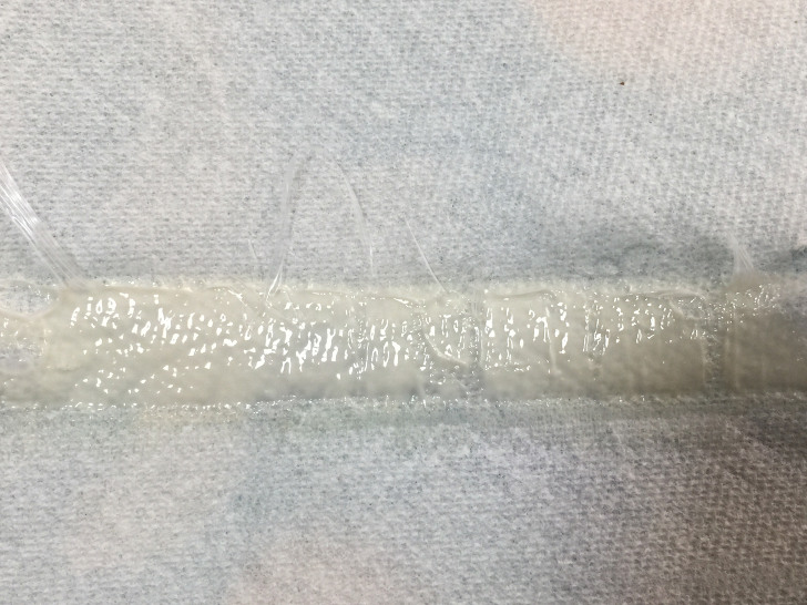 ノートの背表紙の糊