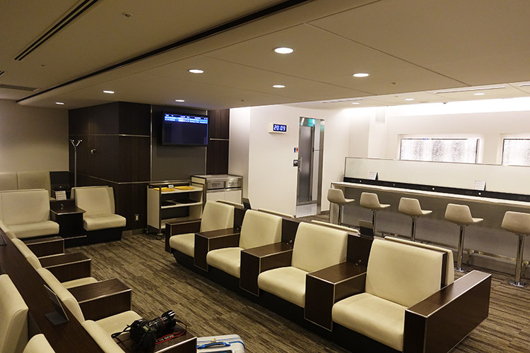 ANAラウンジ国内線