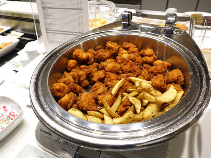 国際線ANAラウンジの料理