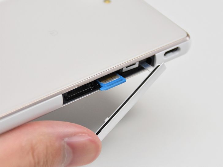 SIMカードを差し替える