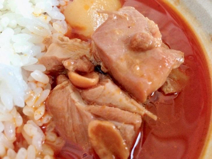 無印良品のレトルトカレー(マッサマン)