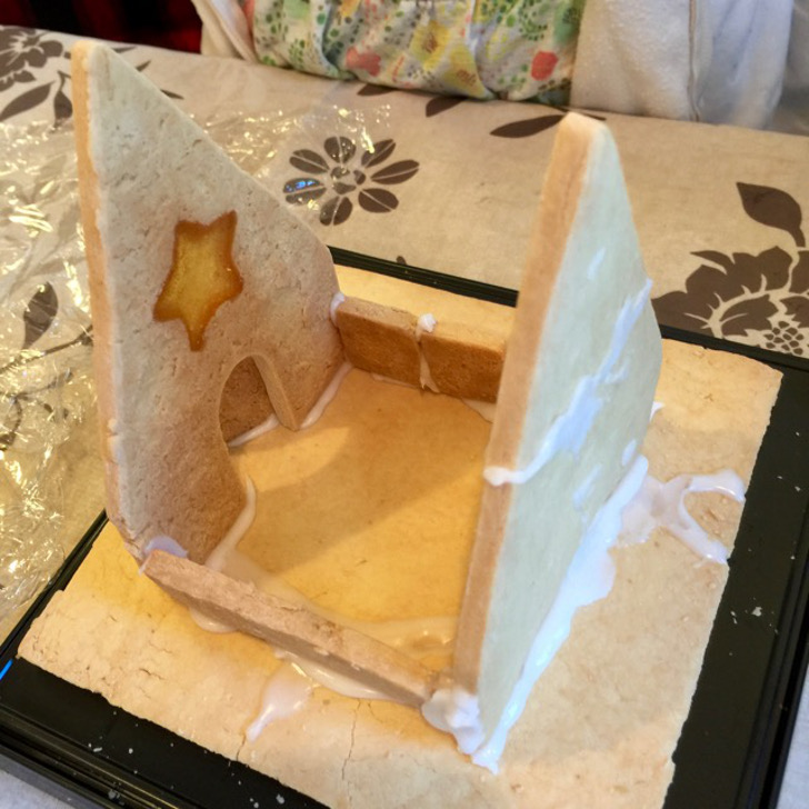 クッキーハウスの裏