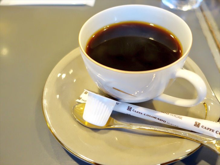 京都のカフェで飲むコーヒー