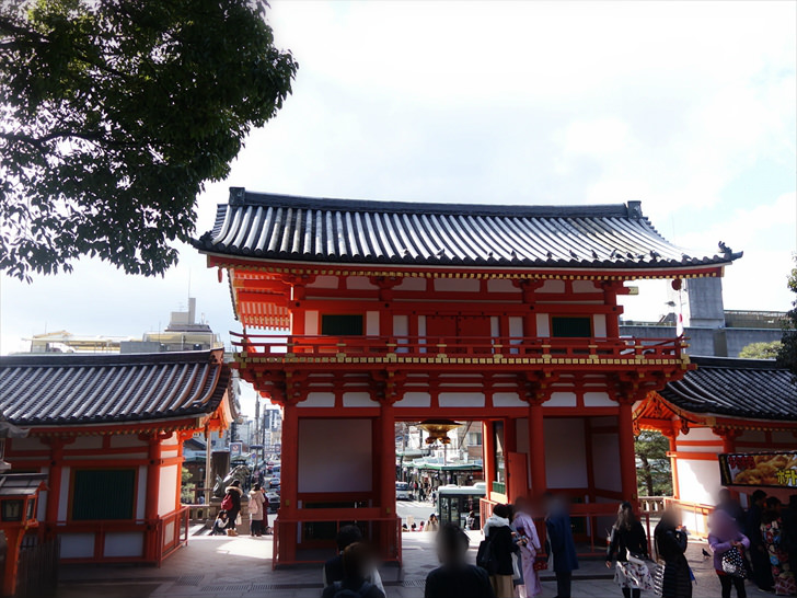 八坂神社西楼門の裏側