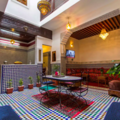 モロッコの宿「リヤド」に実際に宿泊した感想、費用とオススメな点【伊佐知美の世界一周とお金の話#8】