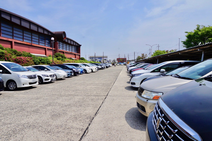 大阪府立臨海スポーツセンターの駐車場