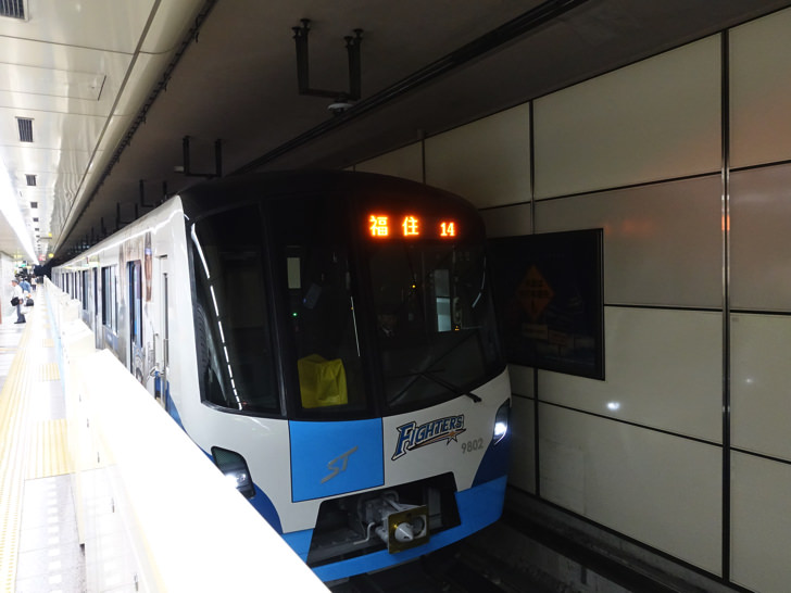 札幌へ向かう地下鉄