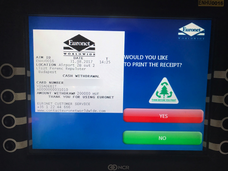 ハンガリーのATMでフォリントを下ろす流れ