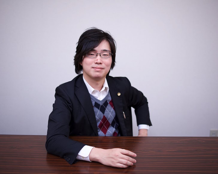 持続性のある収入の土台を持ってからやりたいことに手をつける。それが長期的に人生を充実させる秘訣だから|弁護士・小寺悠介さん