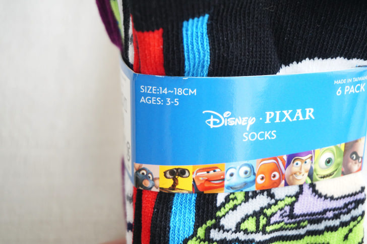 コストコの ディズニー キッズソックス6足組 の特徴と使った感想 人気アニメの絵柄が入った子供用靴下が格安で買える ノマド的節約術