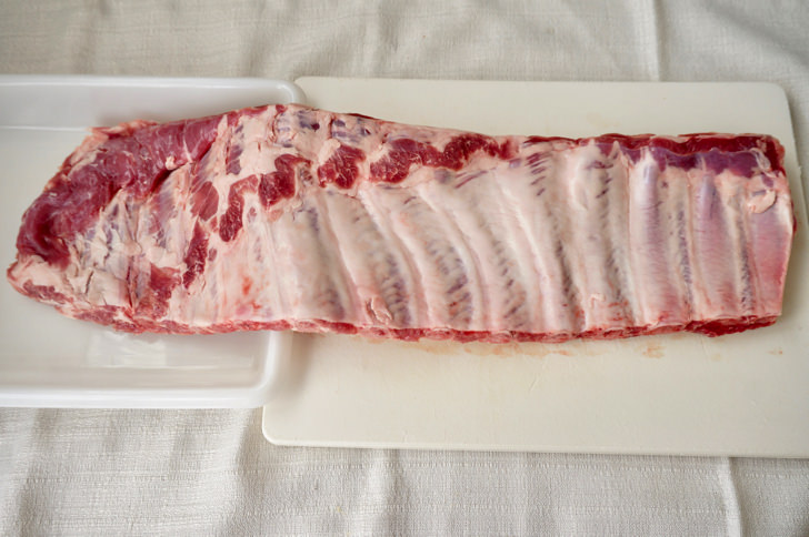 コストコの三元豚スペアリブ(開封した状態)