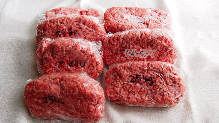 コストコの「牛豚合挽き肉(赤身80%)」の特徴と食べた感想。ヘルシーなひき肉を格安で！ - ノマド的節約術