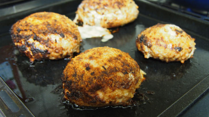 コストコの牛豚合挽き肉(赤身80%)(ハンバーグを焼く)