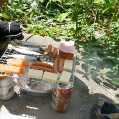 バーベキューで燻製を作るのは意外と簡単&安い!燻製器を使わずに手軽に燻製を作る方法 バーベキューで燻製を作るのは意外と簡単&安い!燻製器を使わずに手軽に燻製を作る方法