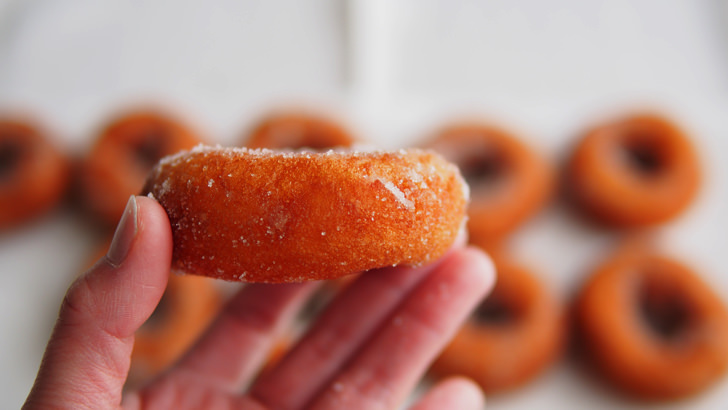 コストコのタマヤパン 国産小麦どーなつ(側面)