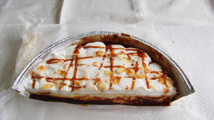 コストコのダブルキャラメルプリン(冷凍保存後の状態)