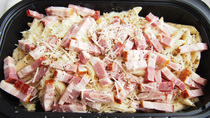 コストコのスモークベーコンカルボナーラ(中身)