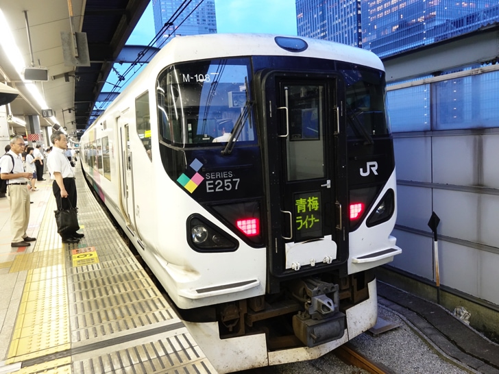 到着した青梅ライナー