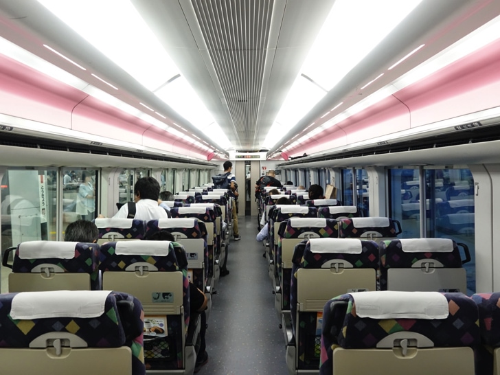 青梅ライナーの車内