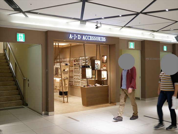 京都駅The CUBEからの非常階段