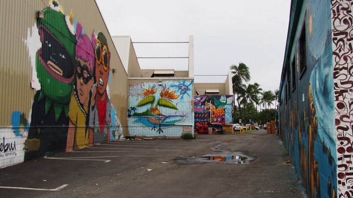 ハワイ・オアフ島のカカアコ地区にあるウォールアート(個性豊かなアート)
