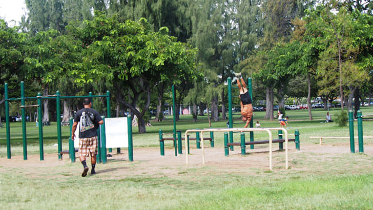 ハワイ・オアフ島にあるカピオラニ公園(公園にある遊具)