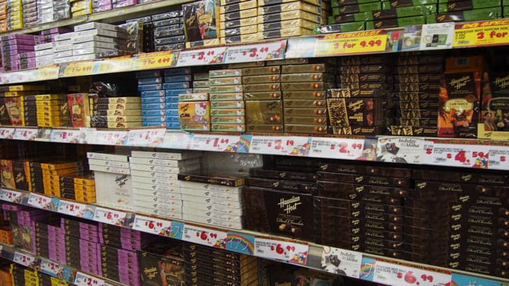 ハワイ・オアフ島にあるドン・キホーテ(お土産のチョコレート)