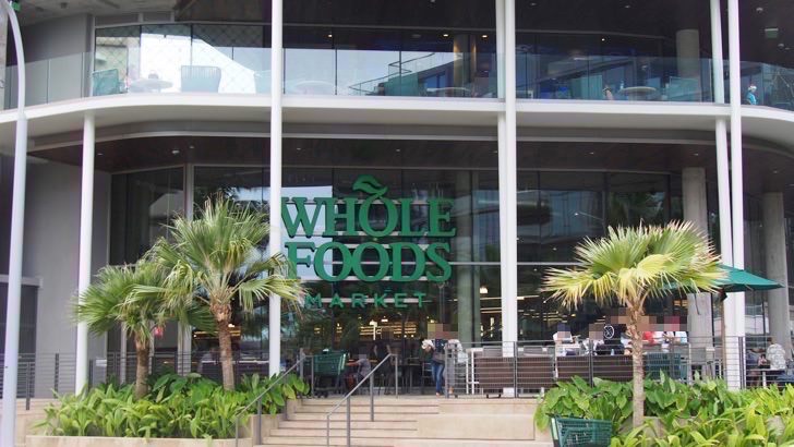 ハワイ・オアフ島にあるホールフーズ・マーケット・クイーン(店舗の外観)