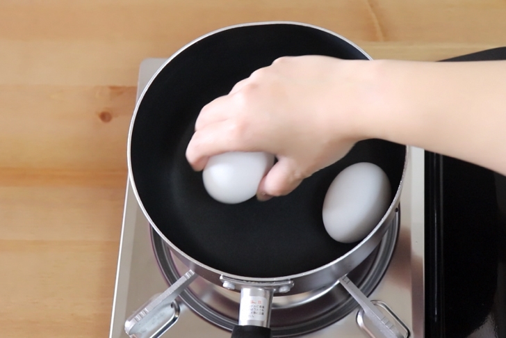 ゆで卵の作り方の写真