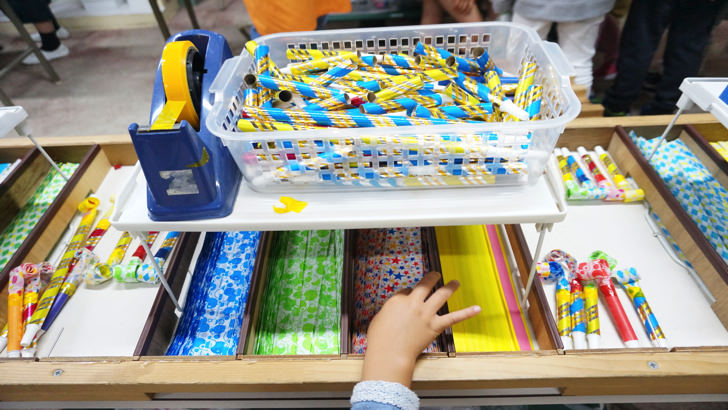 兵庫県淡路市にある吹き戻しの里(吹き戻しを作る手順1)