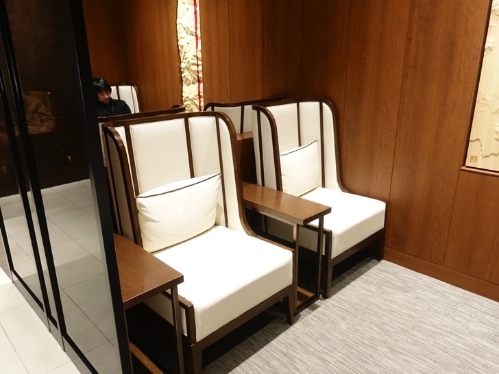 松山空港 JALサクララウンジ