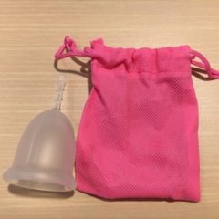 月経カップが便利すぎて驚き!使い方・折り方・使用後の洗い方や正直な感想を紹介 月経カップが便利すぎて驚き!使い方・折り方・使用後の洗い方や正直な感想を紹介