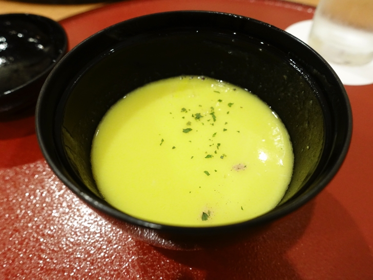 ラグジュアリーダイニングで行ったお店の食事