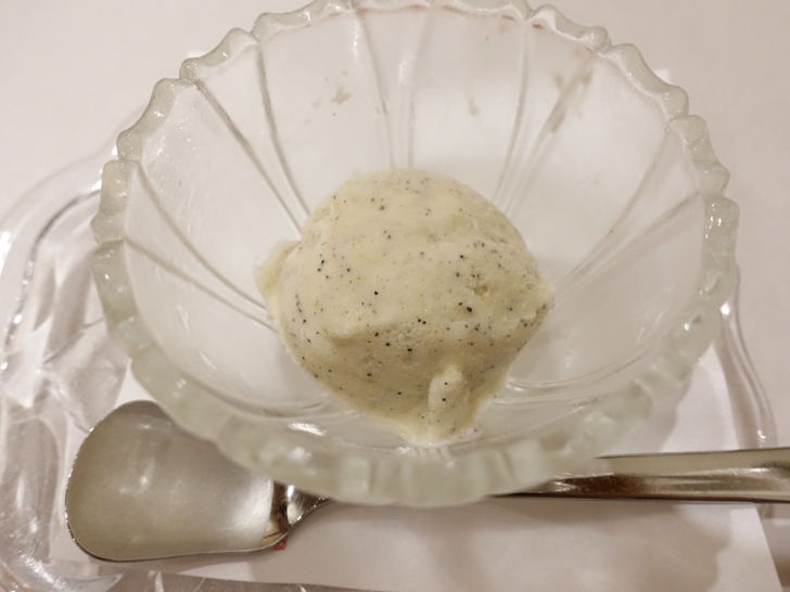 ラグジュアリーダイニングで行ったお店の食事