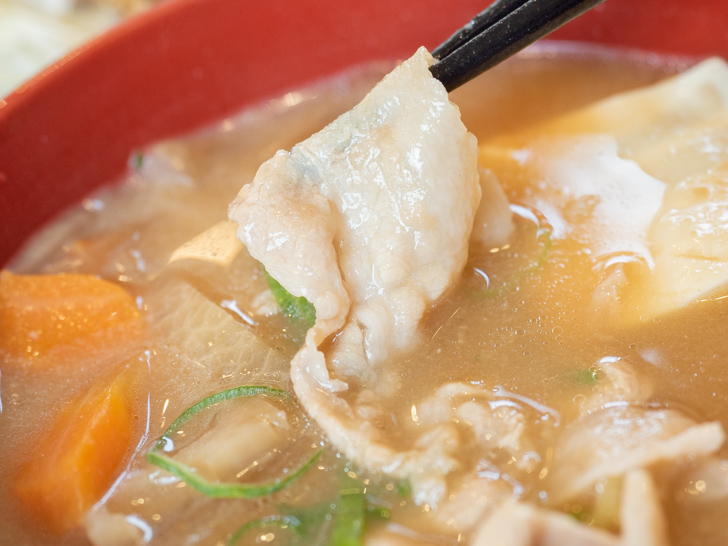 吉野家でメルペイを使って支払った牛カルビ定食の汁