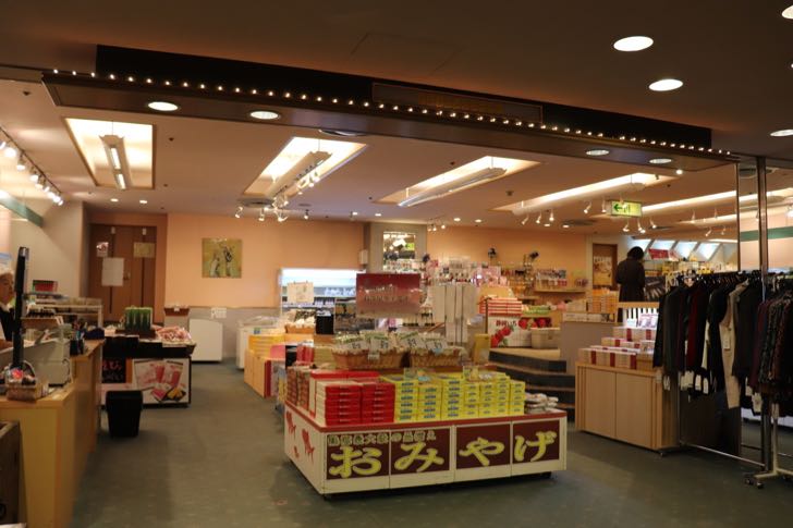 ニューフジヤホテルの売店