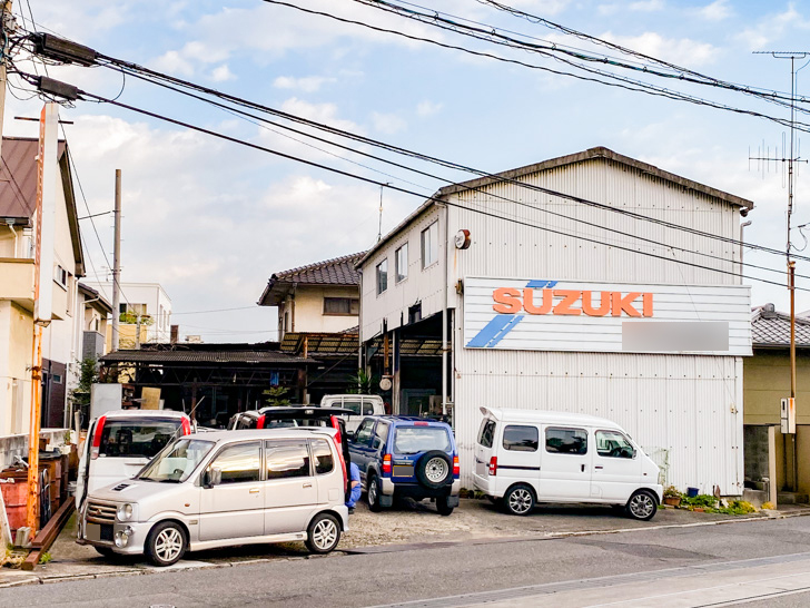 エンジンオイル・オイルエレメント交換:自動車整備工場(個人経営)